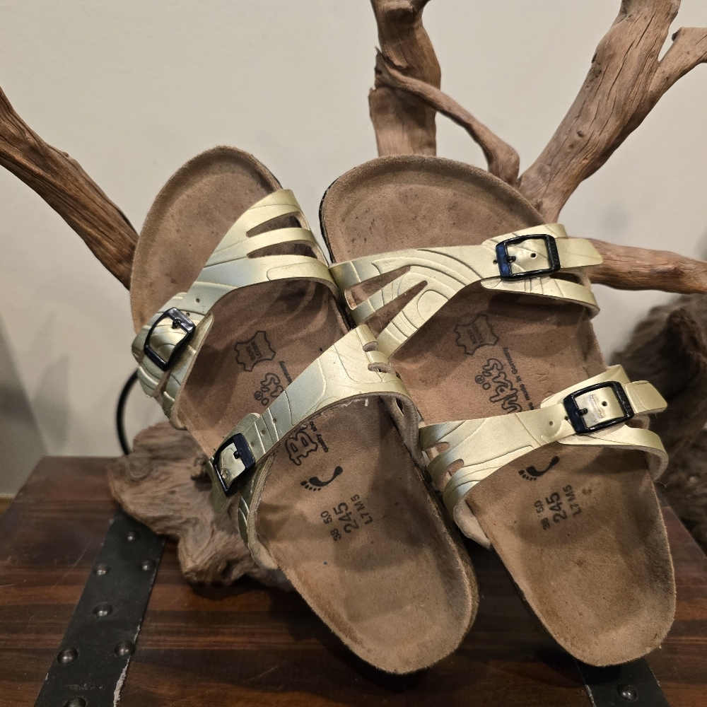 Birkenstock Gold Strappy Sandals 38